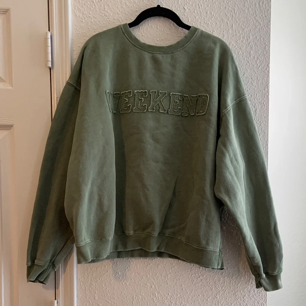Lazy Sunday Weekend Men's Sweater - Picture 1 of 6